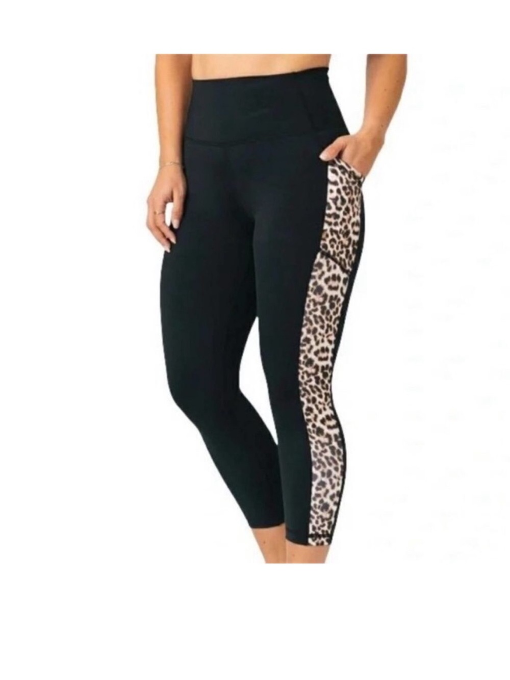 Zyia Leopard Pocket Brilliant High Rise Capri size 6-8 - NWT